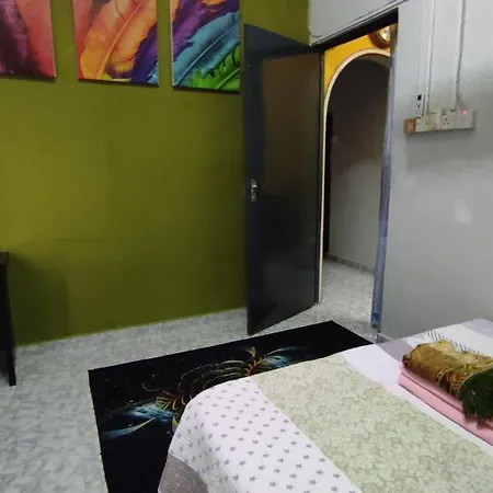 Homestay Opah Parit Buntar, Perak Exterior photo