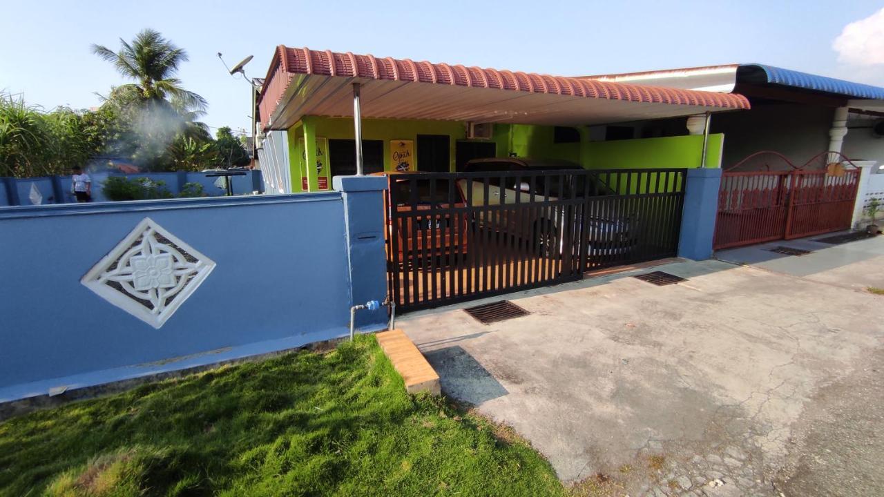 Holiday home Opah Parit Buntar, Perak