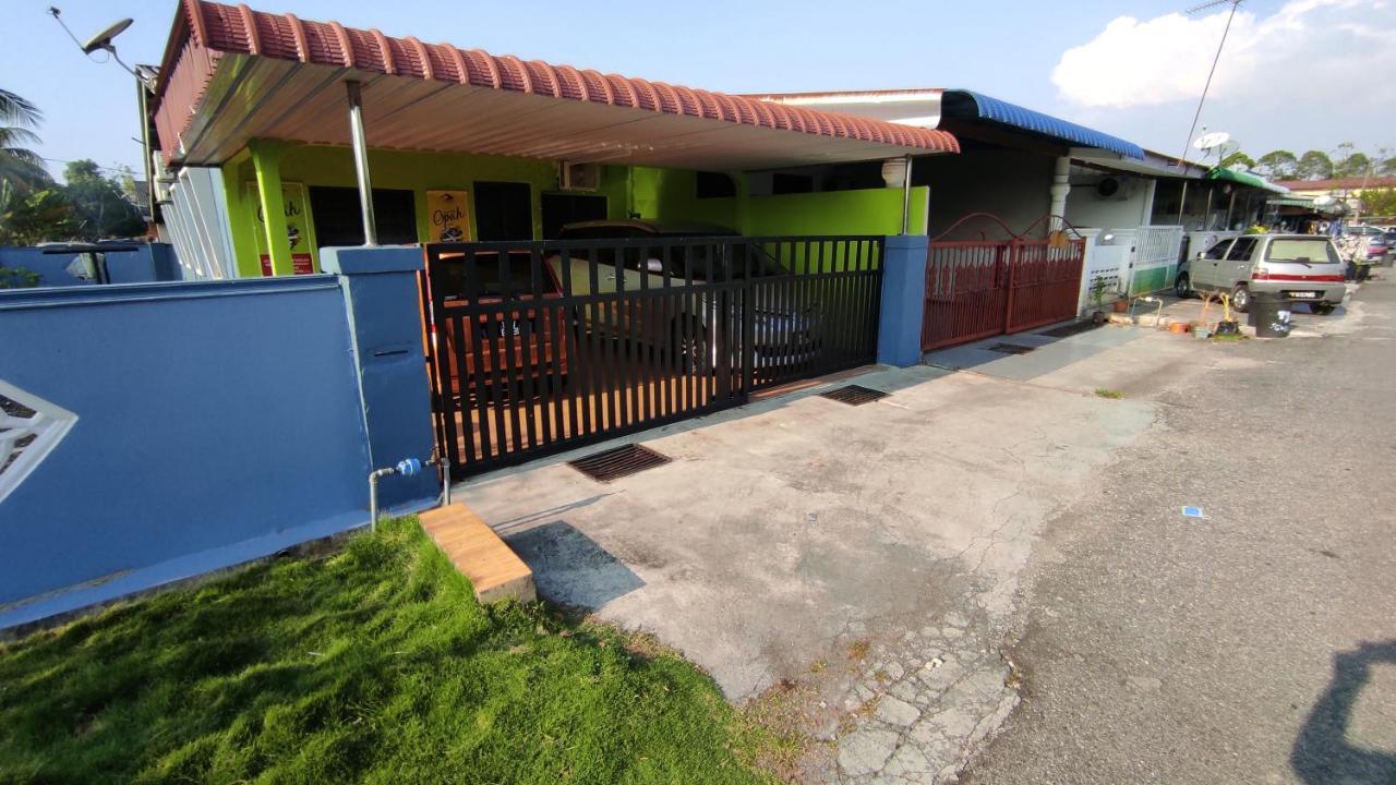 Holiday home Opah Parit Buntar, Perak