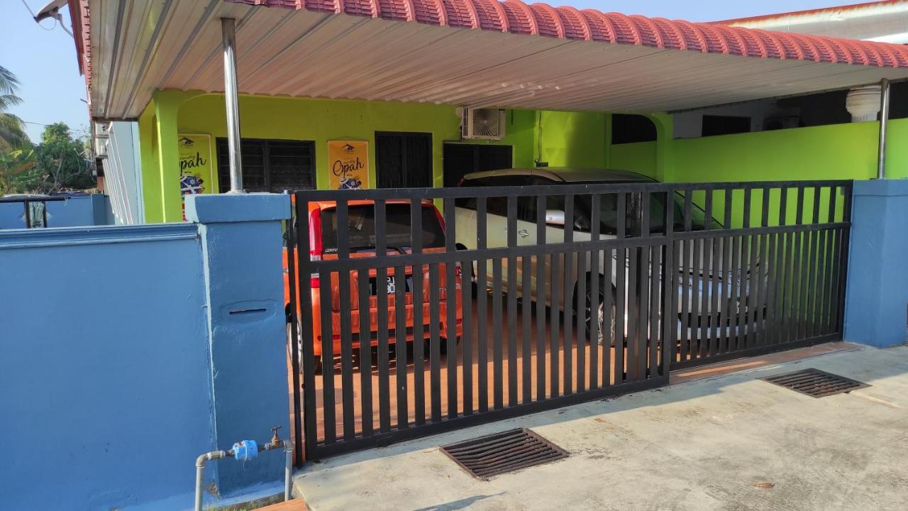 Holiday home Opah Parit Buntar, Perak