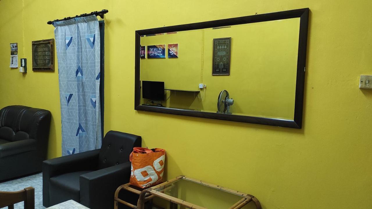 Holiday home Opah Parit Buntar, Perak *