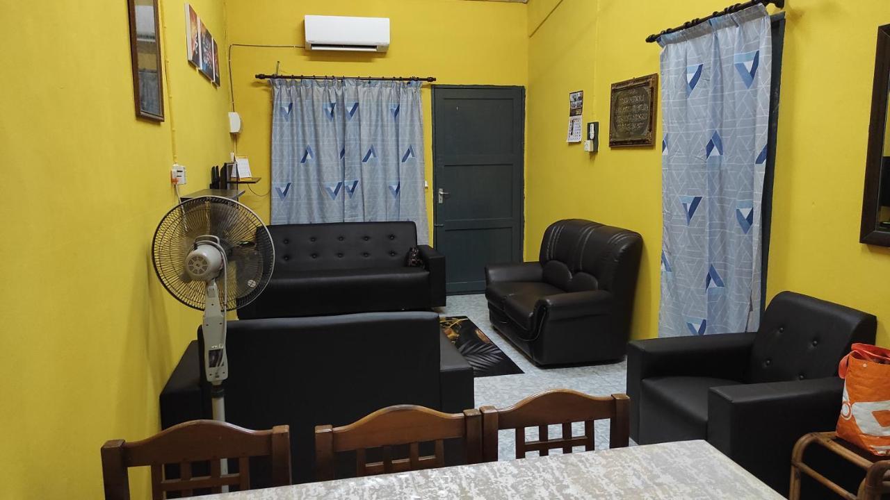 Opah Parit Buntar, Perak Holiday home Parit Buntar